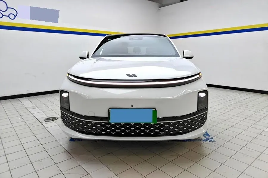 2024 Li L6 Range Extended 154HP L4 REEV 36.8KWH,autocango,china used car exporter,china ev exporter,chinese used car exporter,chinese used ev exporter