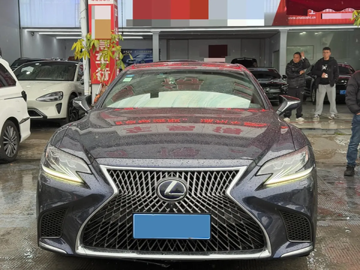 2018 Lexus LS 3.5L 299HP V6 E-CVT Hybrid,autocango,china used car exporter,china ev exporter,chinese used car exporter,chinese used ev exporter