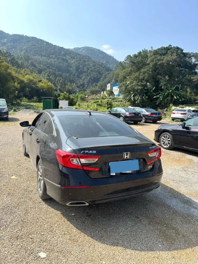2018 Honda Accord 1.5T 194HP L4 CVT,autocango,china used car exporter,china ev exporter,chinese used car exporter,chinese used ev exporter