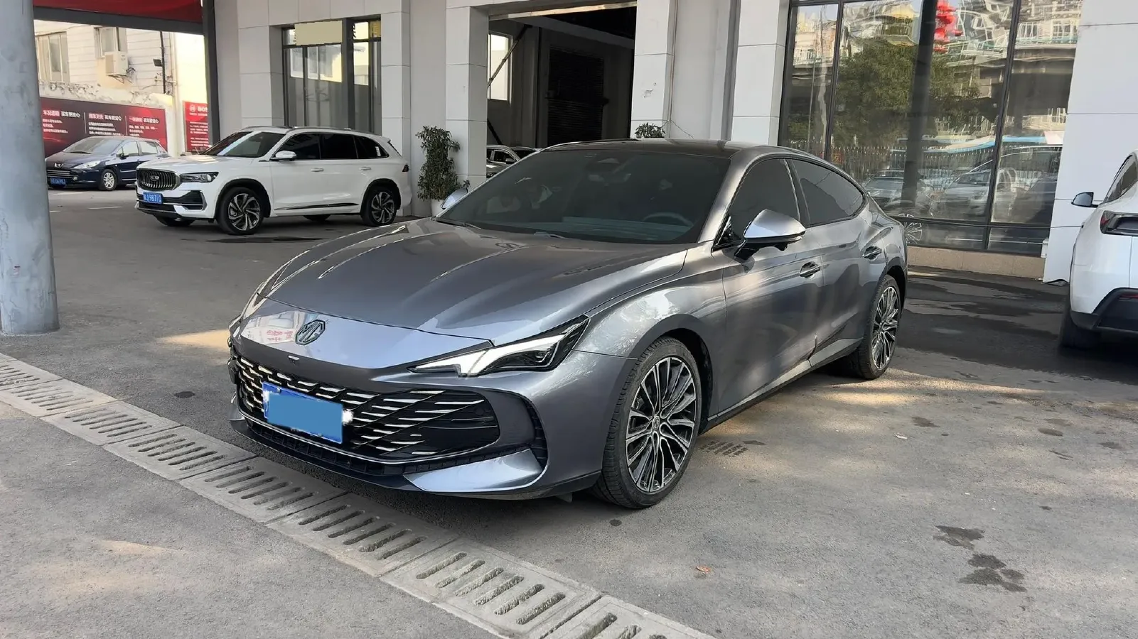2023 MG 7 2.0T 261HP L4 9AT,autocango,china used car exporter,china ev exporter,chinese used car exporter,chinese used ev exporter