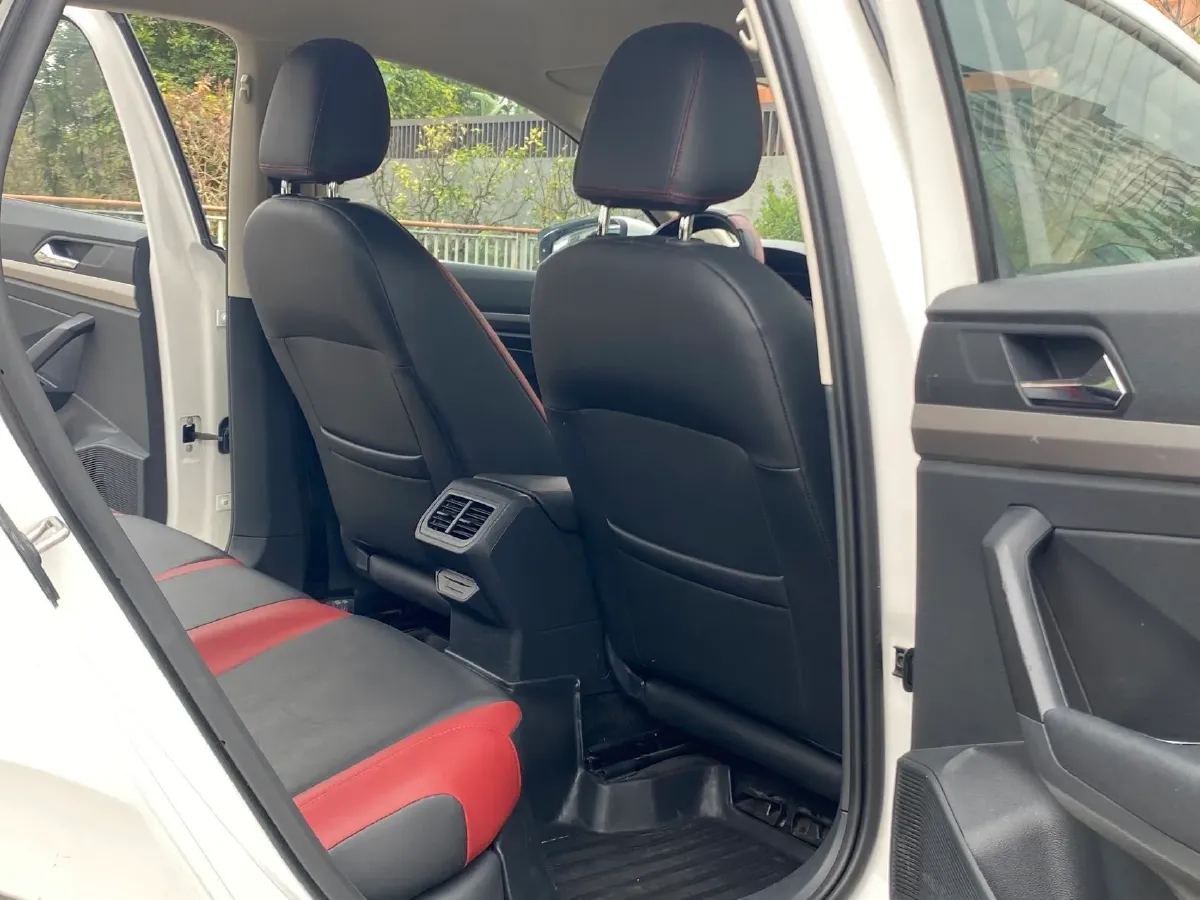 2019 Volkswagen Lavida 1.5L 113HP L4 6AT,autocango,china used car exporter,china ev exporter,chinese used car exporter,chinese used ev exporter