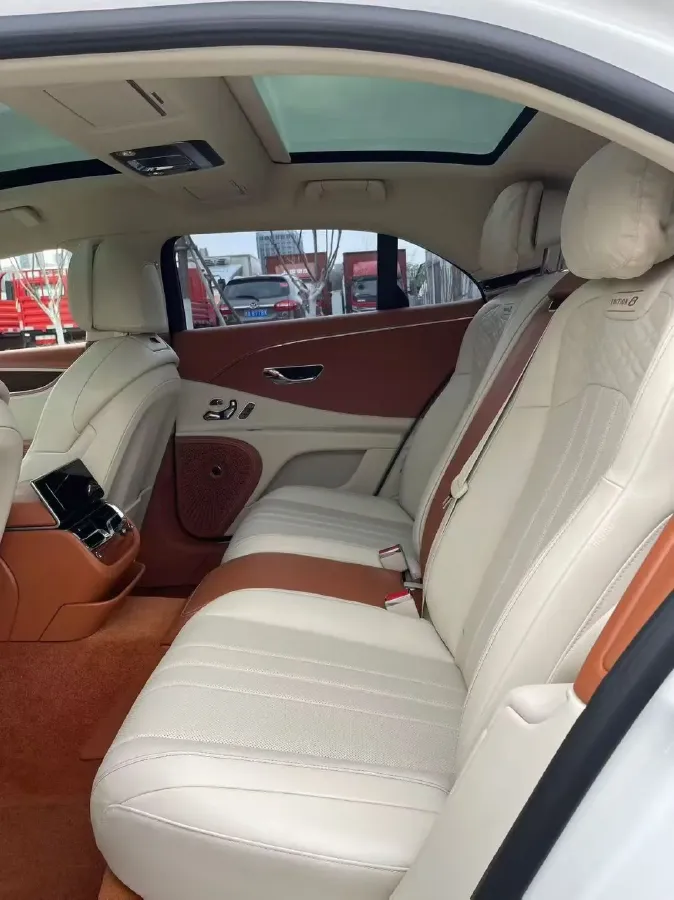 2025 Bentley Flying Spur 4.0T 600HP V8 8DCT PHEV 25.9KWH,autocango,china used car exporter,china ev exporter,chinese used car exporter,chinese used ev exporter