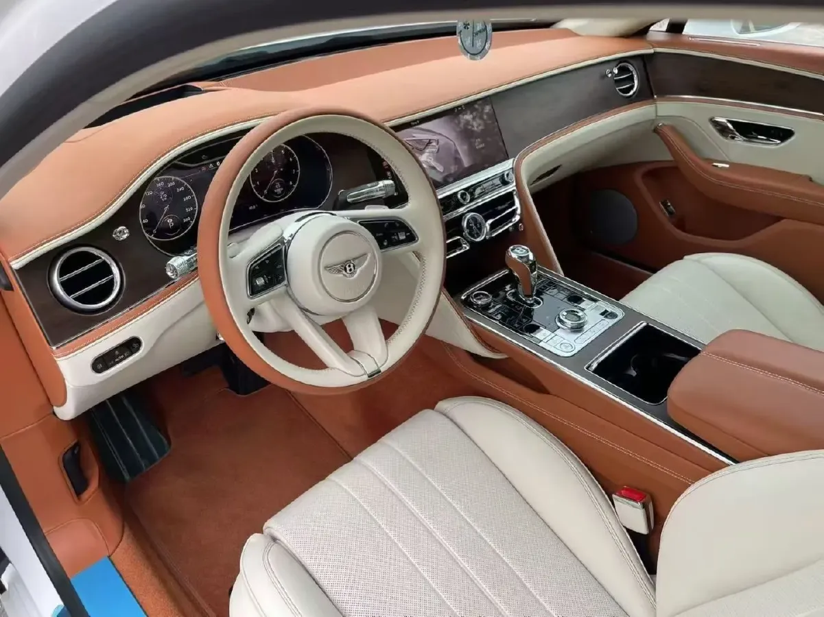 2025 Bentley Flying Spur 4.0T 600HP V8 8DCT PHEV 25.9KWH,autocango,china used car exporter,china ev exporter,chinese used car exporter,chinese used ev exporter