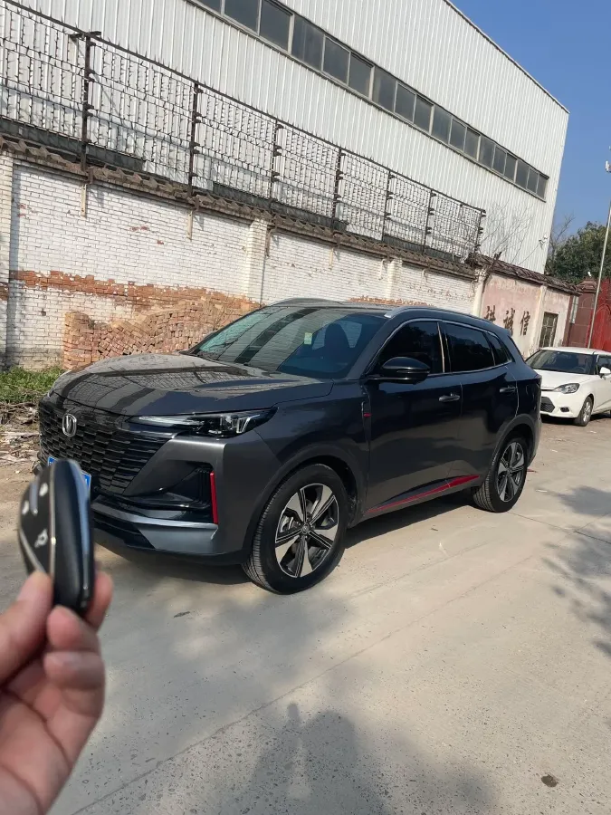 2022 ChangAn Oshan X7 Plus 1.5T 188HP L4 7DCT,autocango,china used car exporter,china ev exporter,chinese used car exporter,chinese used ev exporter