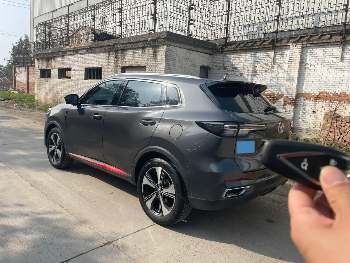 2022 ChangAn Oshan X7 Plus 1.5T 188HP L4 7DCT,autocango,china used car exporter,china ev exporter,chinese used car exporter,chinese used ev exporter