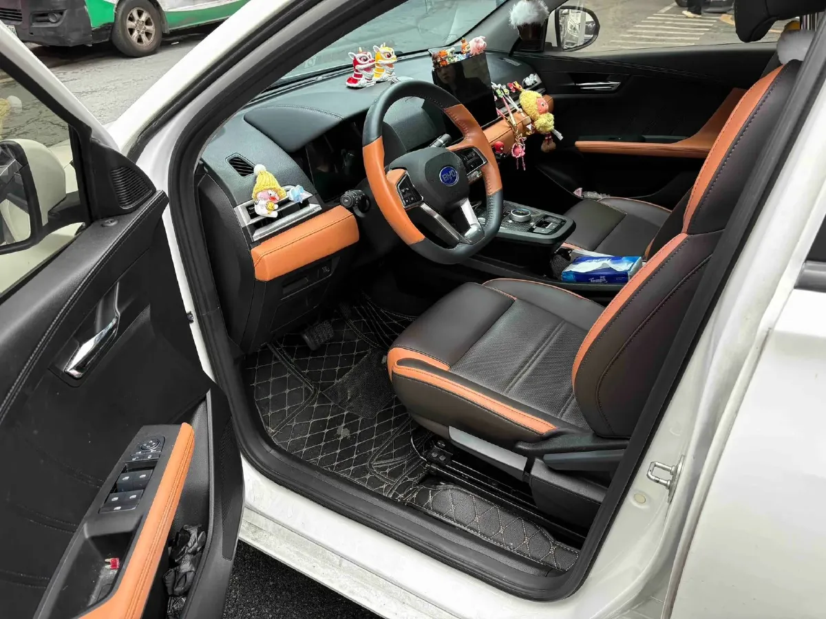 2021 MG Pilot 1.5T 173HP L4 7DCT,autocango,china used car exporter,china ev exporter,chinese used car exporter,chinese used ev exporter