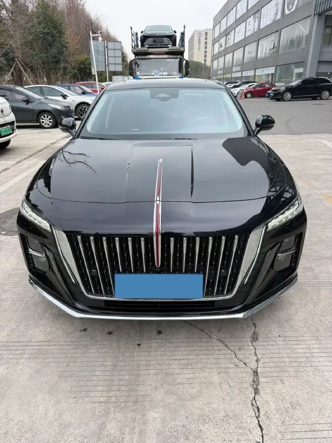 2023 HongQi H5 2.0T 224HP L4 8AT,autocango,china used car exporter,china ev exporter,chinese used car exporter,chinese used ev exporter