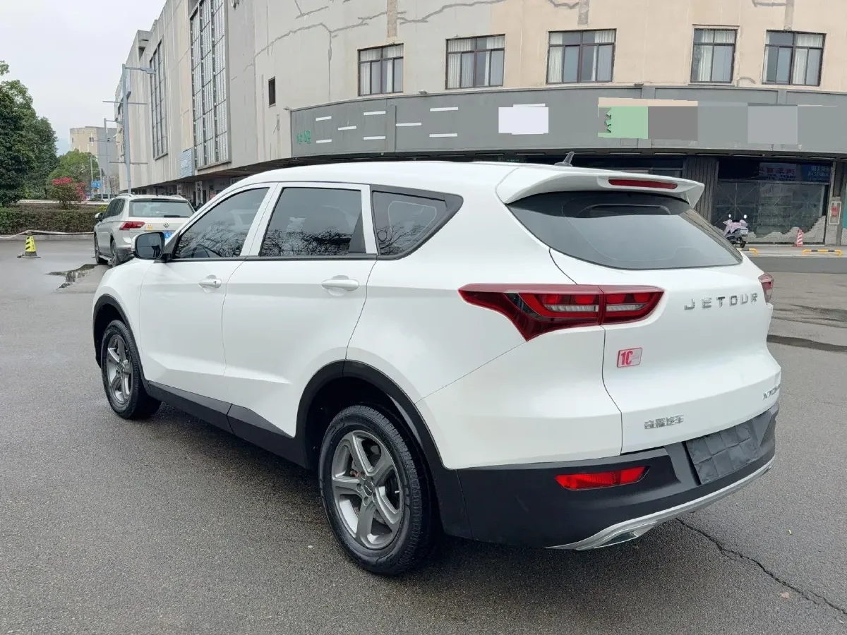 2020 Jetour X70M 1.5T 156HP L4 6MT,autocango,china used car exporter,china ev exporter,chinese used car exporter,chinese used ev exporter