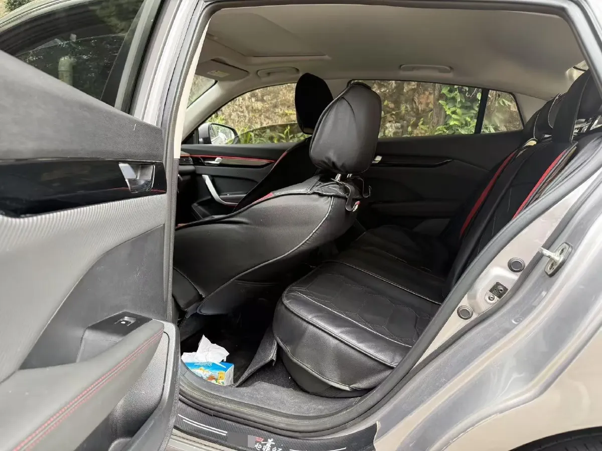 2021 DongFeng Aeolus YiXuan 1.5T 150HP L4 6DCT,autocango,china used car exporter,china ev exporter,chinese used car exporter,chinese used ev exporter