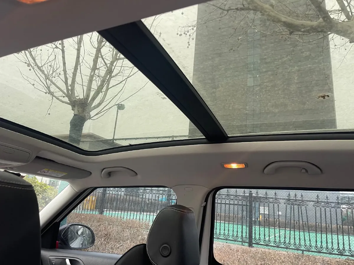 2017 Skoda Yeti 1.8T 160HP L4 6DCT,autocango,china used car exporter,china ev exporter,chinese used car exporter,chinese used ev exporter