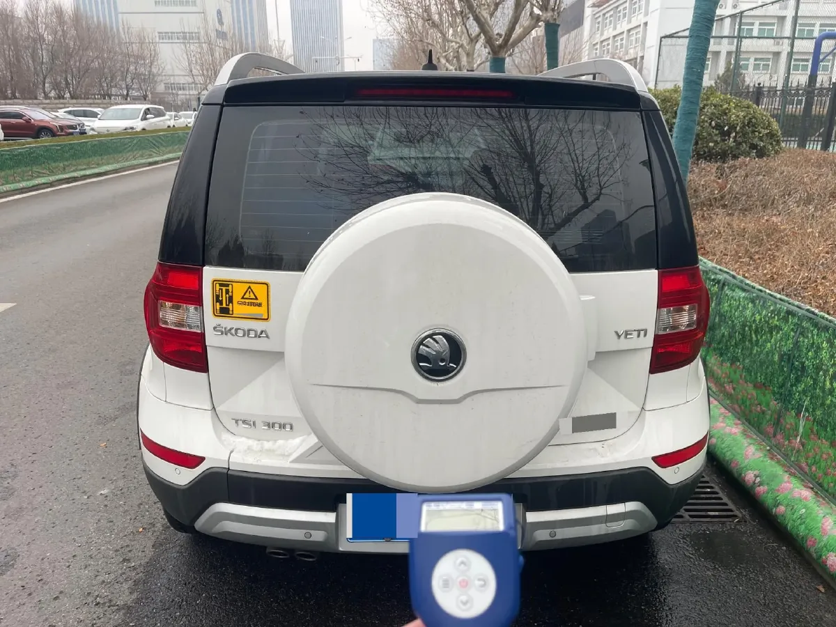 2017 Skoda Yeti 1.8T 160HP L4 6DCT,autocango,china used car exporter,china ev exporter,chinese used car exporter,chinese used ev exporter