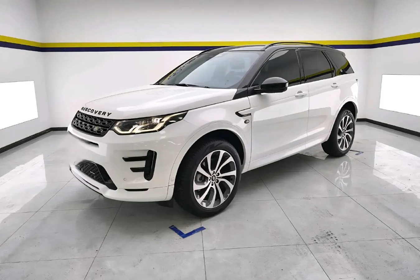 2023 Land Rover Discovery Sport 2.0T 249HP L4 9AT,autocango,china used car exporter,china ev exporter,chinese used car exporter,chinese used ev exporter