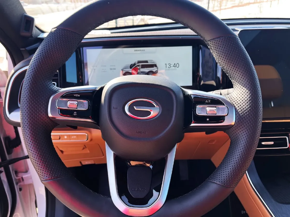 2024 GAC Trumpchi GS8 2.0T 252HP L4 8AT,autocango,china used car exporter,china ev exporter,chinese used car exporter,chinese used ev exporter