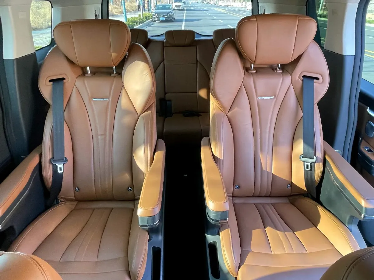 2023 HongQi HQ9 2.0T 252HP L4 8AT,autocango,china used car exporter,china ev exporter,chinese used car exporter,chinese used ev exporter