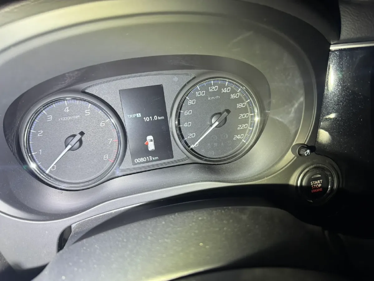 2018 Mitsubishi Outlander 2.4L 192HP L4 CVT,autocango,china used car exporter,china ev exporter,chinese used car exporter,chinese used ev exporter