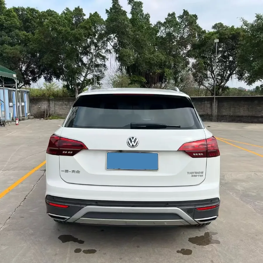 2019 Jeep Cherokee 2.0T 234HP L4 9AT,autocango,china used car exporter,china ev exporter,chinese used car exporter,chinese used ev exporter