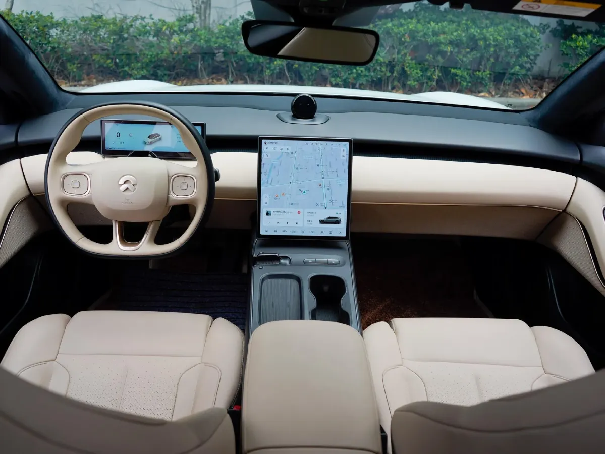 2023 NIO ET5T BEV 75KWH,autocango,china used car exporter,china ev exporter,chinese used car exporter,chinese used ev exporter