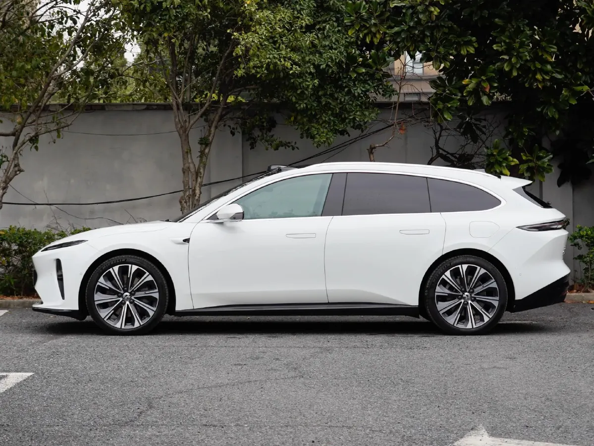 2023 NIO ET5T BEV 75KWH,autocango,china used car exporter,china ev exporter,chinese used car exporter,chinese used ev exporter