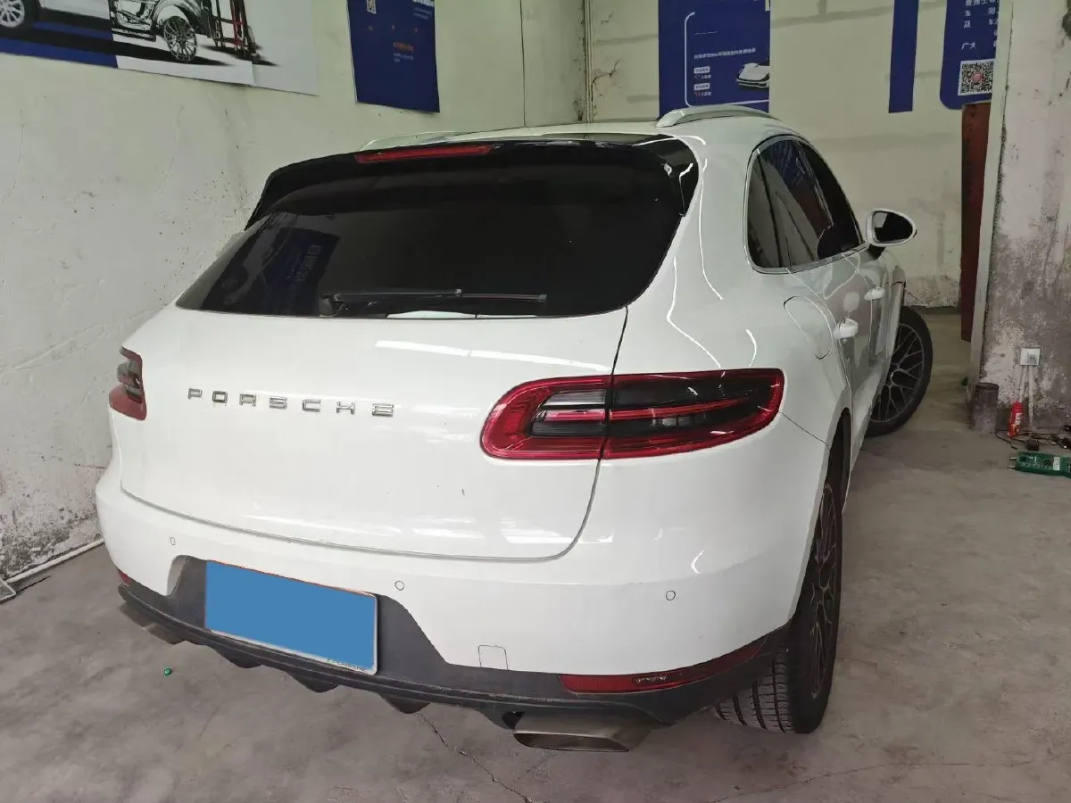 2017 Porsche Macan 2.0T 252HP L4 7DCT,autocango,china used car exporter,china ev exporter,chinese used car exporter,chinese used ev exporter
