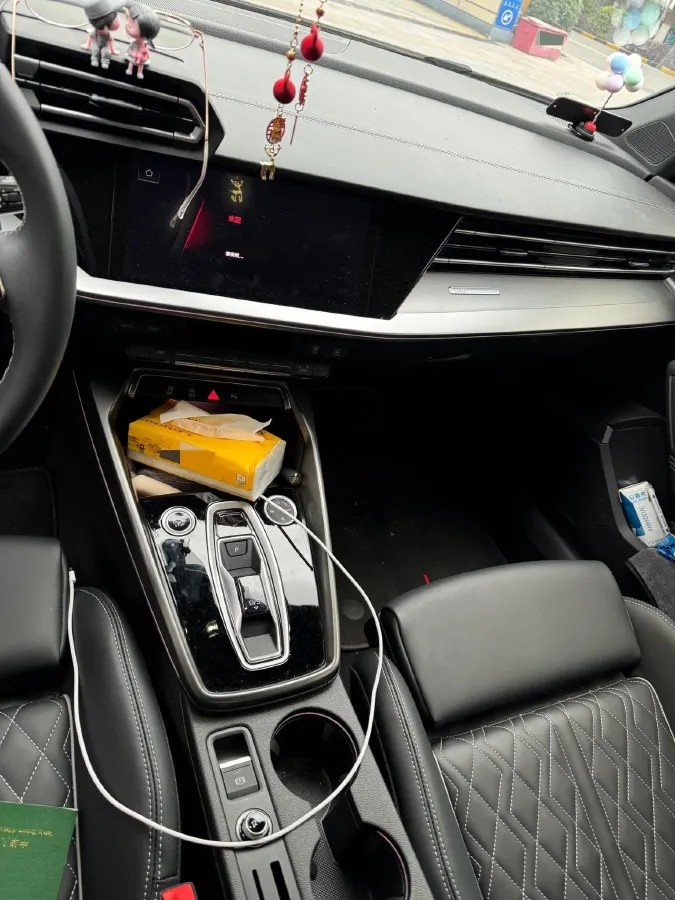 2025 Audi A3 1.5T 160HP L4 7DCT,autocango,china used car exporter,china ev exporter,chinese used car exporter,chinese used ev exporter