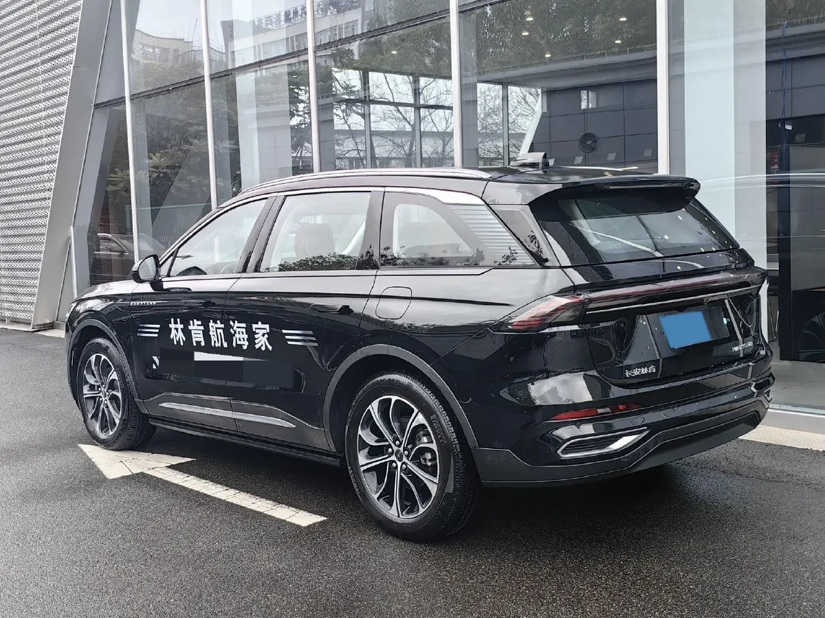 2025 Lincoln Nautilus 2.0T 261HP L4 8AT,autocango,china used car exporter,china ev exporter,chinese used car exporter,chinese used ev exporter