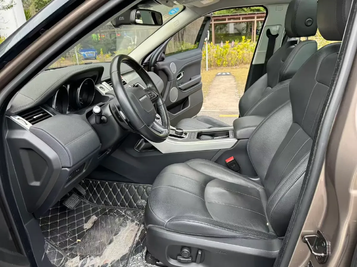 2018 Land Rover Range Rover Evoque 2.0T 241HP L4 9AT,autocango,china used car exporter,china ev exporter,chinese used car exporter,chinese used ev exporter