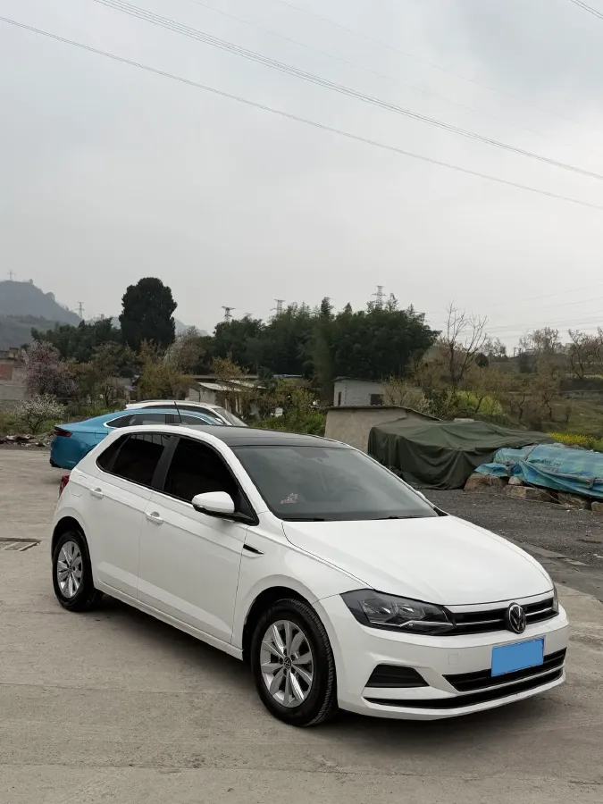 2023 Volkswagen Polo 1.5L 113HP L4 6AT,autocango,china used car exporter,china ev exporter,chinese used car exporter,chinese used ev exporter