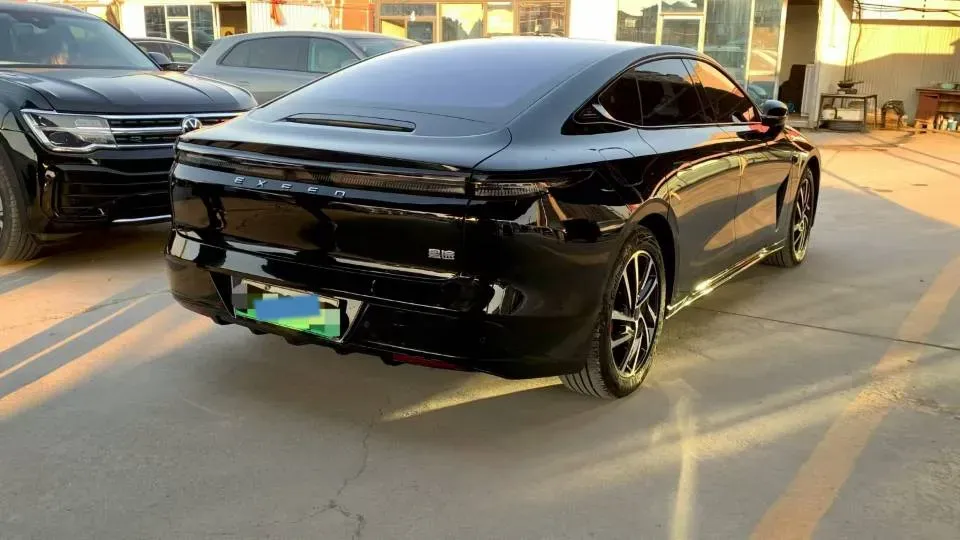 2025 Exceed Sterra ES REEV 156HP REEV 34.7KWH,autocango,china used car exporter,china ev exporter,chinese used car exporter,chinese used ev exporter