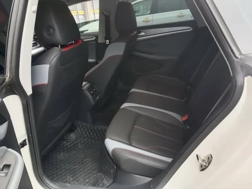 2022 Jetour DASHING i-DM 1.5T 156HP L4 3DHT PHEV 19.27KWH,autocango,china used car exporter,china ev exporter,chinese used car exporter,chinese used ev exporter