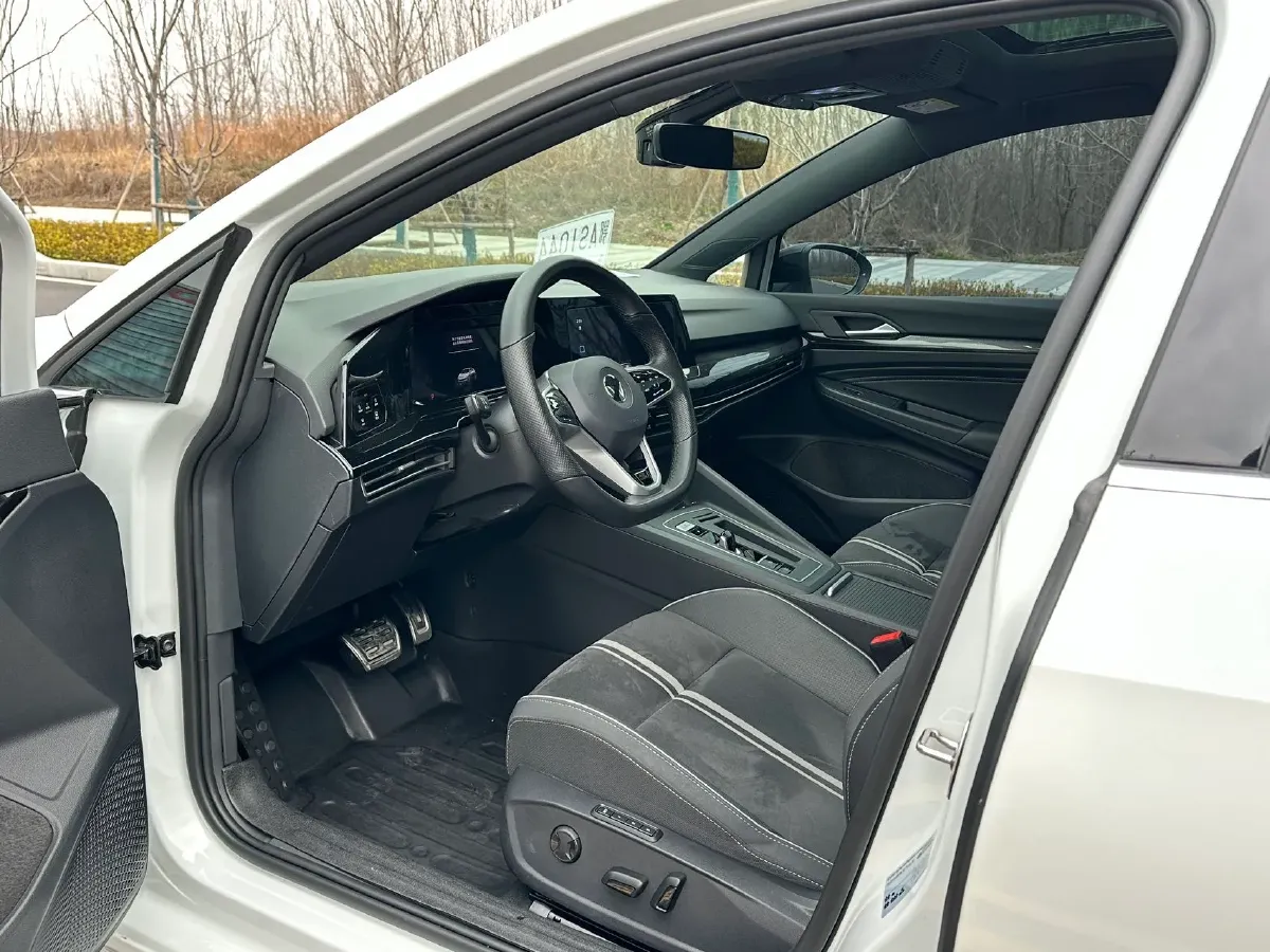 2021 Volkswagen Golf 1.4T 150HP L4 7DCT,autocango,china used car exporter,china ev exporter,chinese used car exporter,chinese used ev exporter