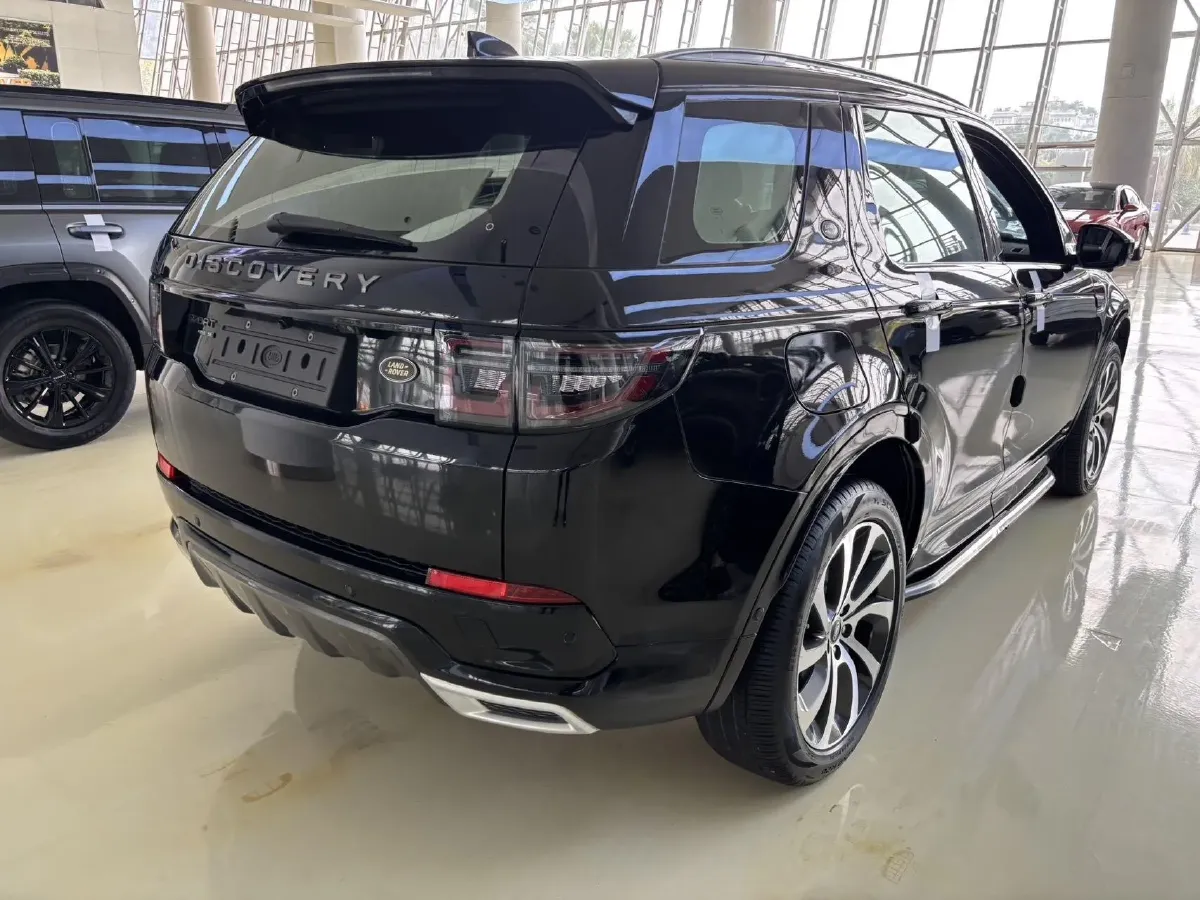 2020 Land Rover Discovery Sport 2.0T 249HP L4 9AT,autocango,china used car exporter,china ev exporter,chinese used car exporter,chinese used ev exporter