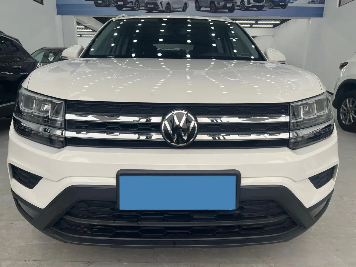 2022 Ford Transit 2.0T 202HP L4 6AT,autocango,china used car exporter,china ev exporter,chinese used car exporter,chinese used ev exporter