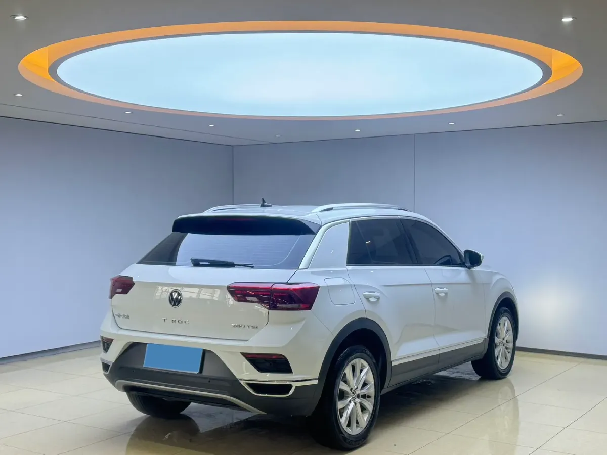 2021 Volkswagen T-Roc 1.4T 150HP L4 7DCT,autocango,china used car exporter,china ev exporter,chinese used car exporter,chinese used ev exporter