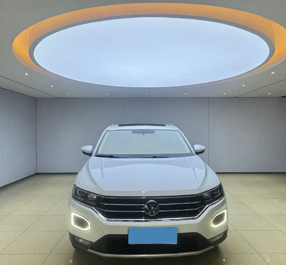 2021 Volkswagen T-Roc 1.4T 150HP L4 7DCT,autocango,china used car exporter,china ev exporter,chinese used car exporter,chinese used ev exporter