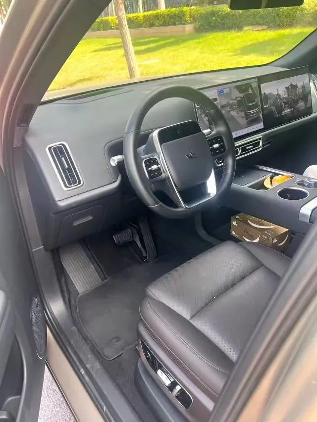 2022 Li L9 Range Extended 154HP REEV 42.6KWH,autocango,china used car exporter,china ev exporter,chinese used car exporter,chinese used ev exporter