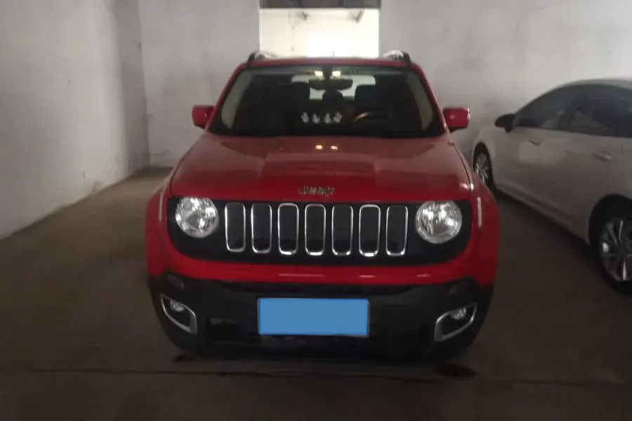 2017 Jeep Renegade 1.4T 150HP L4 7DCT,autocango,china used car exporter,china ev exporter,chinese used car exporter,chinese used ev exporter