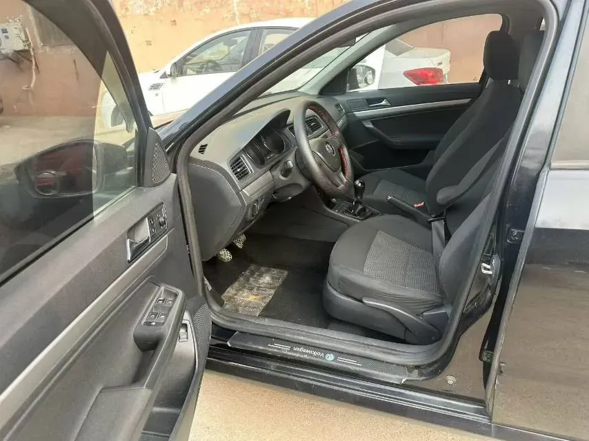 2017 Buick Excelle 1.5L 114HP L4 5MT,autocango,china used car exporter,china ev exporter,chinese used car exporter,chinese used ev exporter