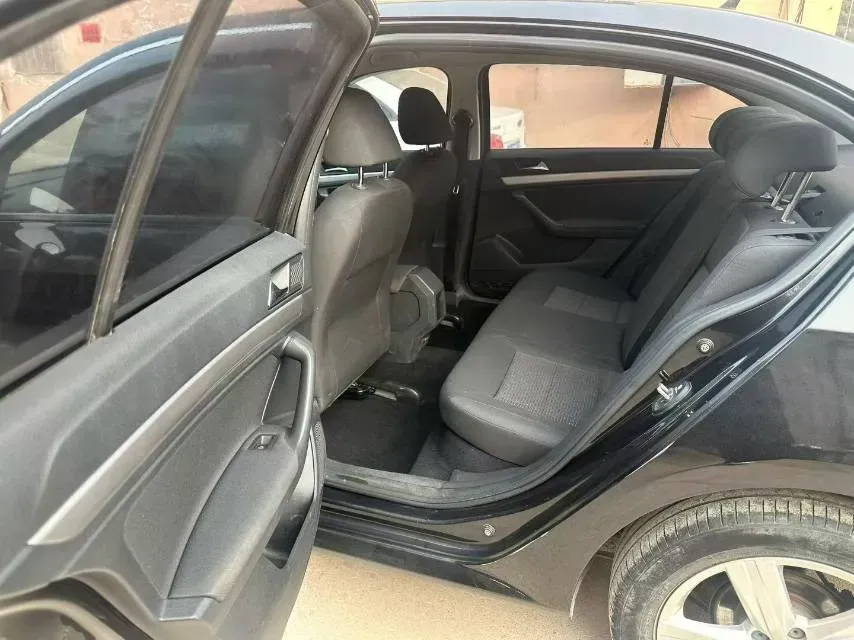 2017 Buick Excelle 1.5L 114HP L4 5MT,autocango,china used car exporter,china ev exporter,chinese used car exporter,chinese used ev exporter