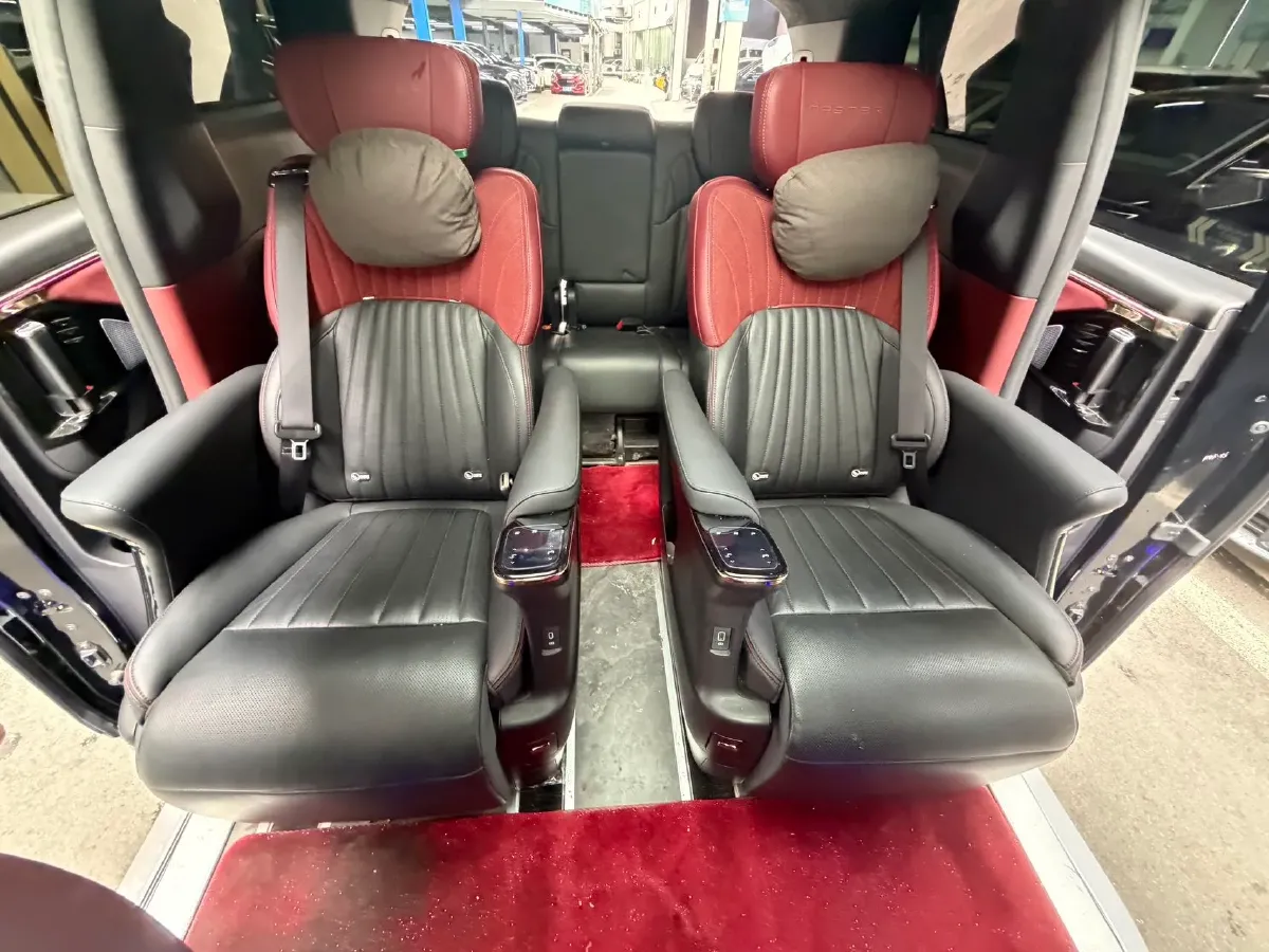 2024 GAC Trumpchi M8 2.0T 190HP L4 E-CVT Hybrid,autocango,china used car exporter,china ev exporter,chinese used car exporter,chinese used ev exporter