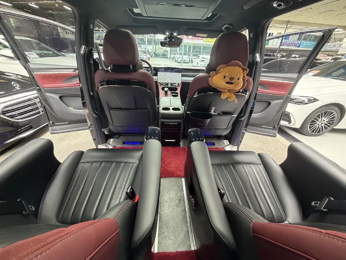 2024 GAC Trumpchi M8 2.0T 190HP L4 E-CVT Hybrid,autocango,china used car exporter,china ev exporter,chinese used car exporter,chinese used ev exporter