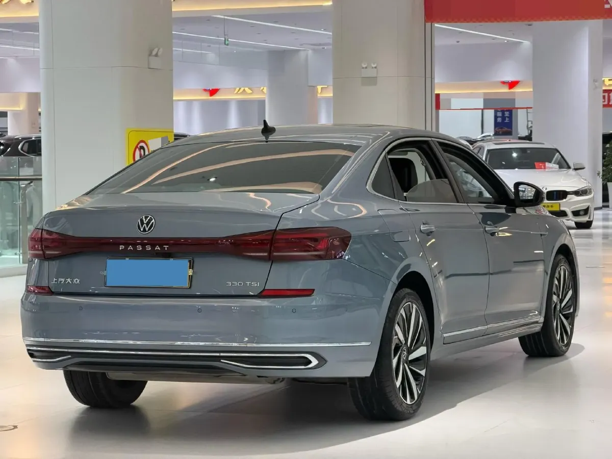 2021 Volkswagen Passat 2.0T 186HP L4 7DCT,autocango,china used car exporter,china ev exporter,chinese used car exporter,chinese used ev exporter