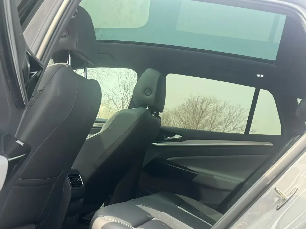 2022 Neta S Range Extended 231HP REEV 43.51KWH,autocango,china used car exporter,china ev exporter,chinese used car exporter,chinese used ev exporter