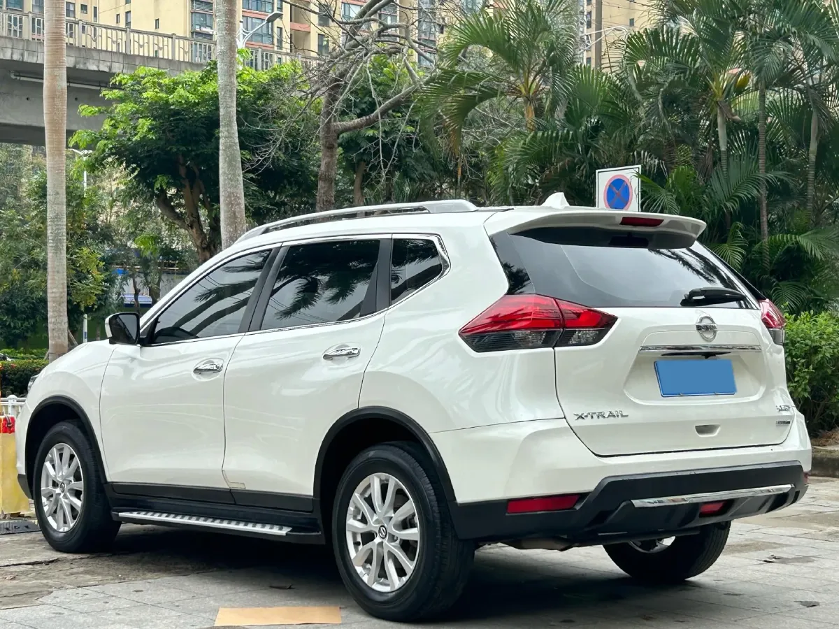 2020 Nissan X-Trail 2.0L 154HP L4 CVT,autocango,china used car exporter,china ev exporter,chinese used car exporter,chinese used ev exporter