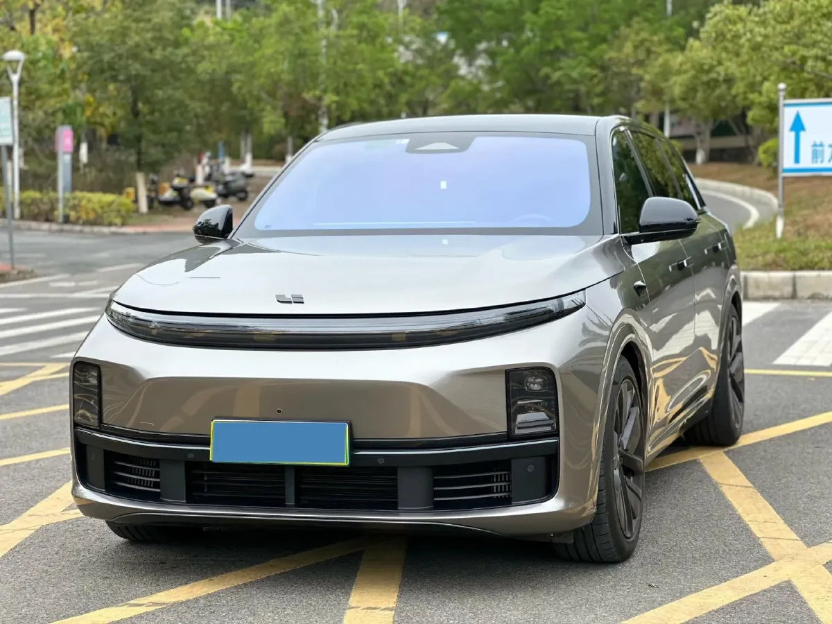 2024 Li L7 Range Extended 154HP REEV 42.8KWH,autocango,china used car exporter,china ev exporter,chinese used car exporter,chinese used ev exporter