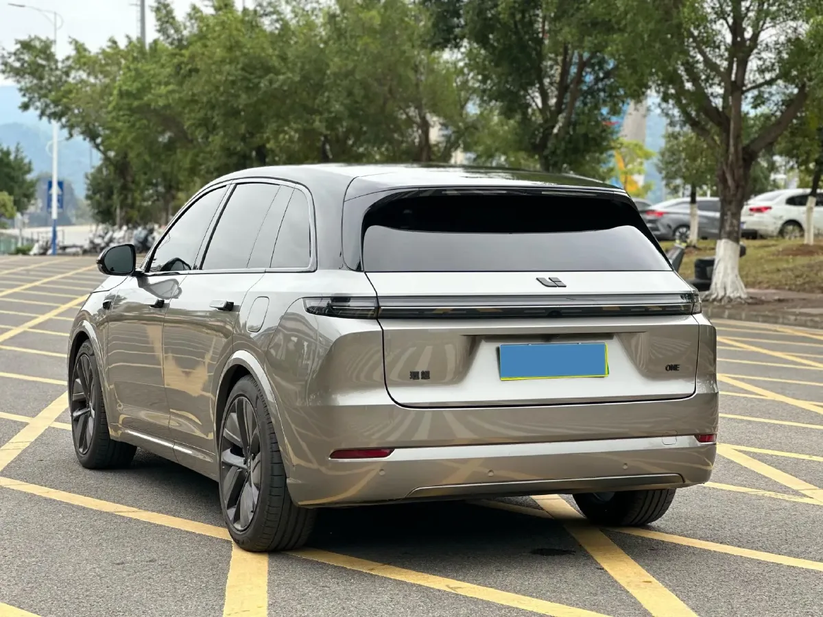 2024 Li L7 Range Extended 154HP REEV 42.8KWH,autocango,china used car exporter,china ev exporter,chinese used car exporter,chinese used ev exporter