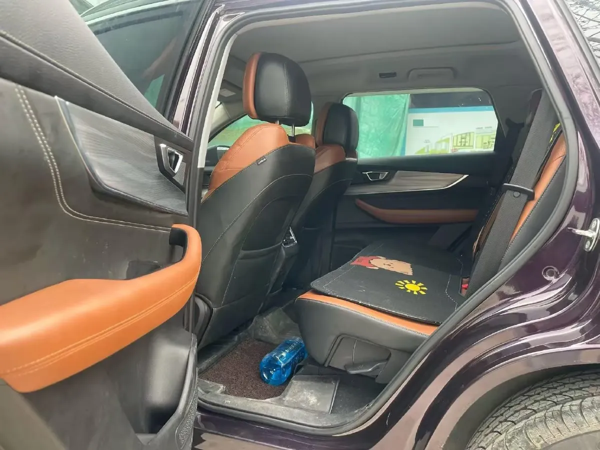 2021 Chery Tiggo 8 Plus 1.6T 197HP L4 7DCT,autocango,china used car exporter,china ev exporter,chinese used car exporter,chinese used ev exporter