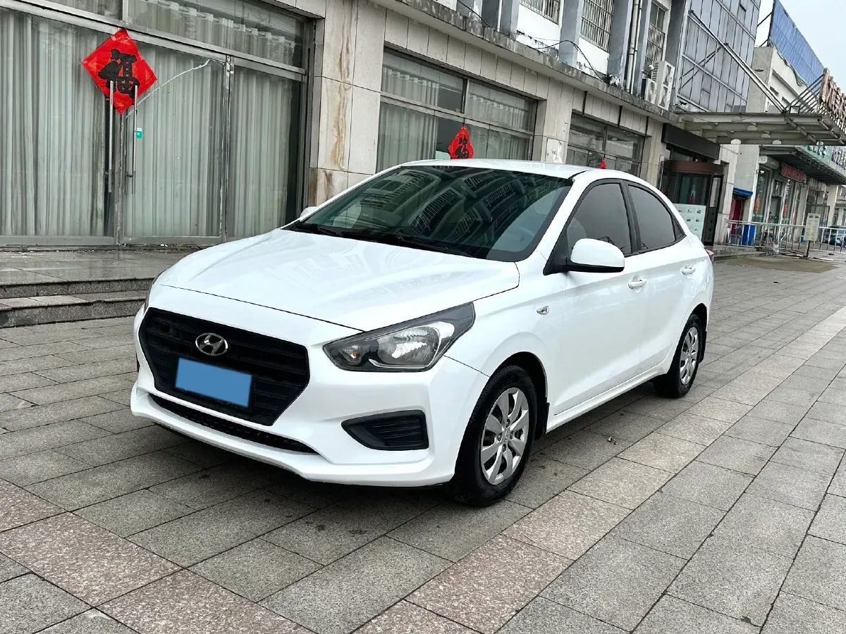 2017 Hyundai Reina 1.4L 95HP L4 5MT,autocango,china used car exporter,china ev exporter,chinese used car exporter,chinese used ev exporter