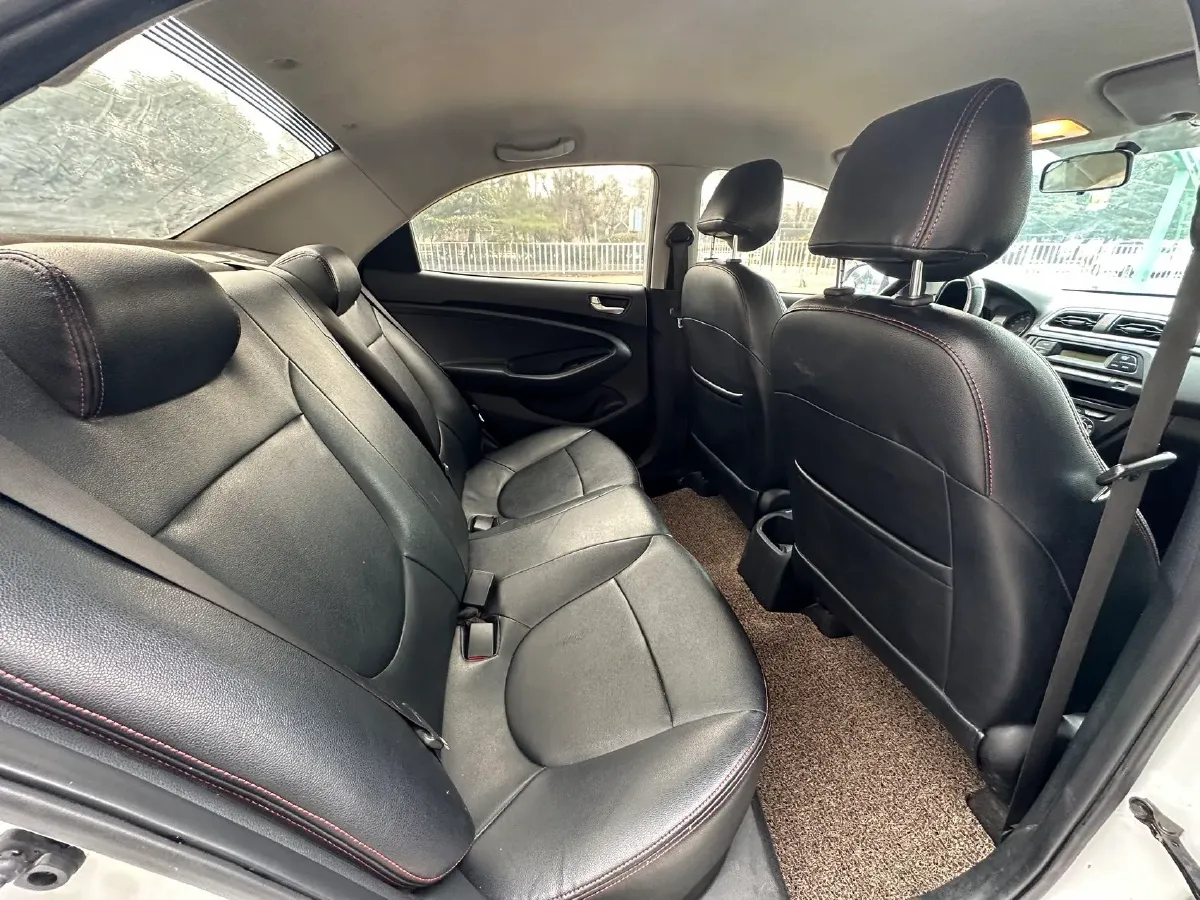 2017 Hyundai Reina 1.4L 95HP L4 5MT,autocango,china used car exporter,china ev exporter,chinese used car exporter,chinese used ev exporter