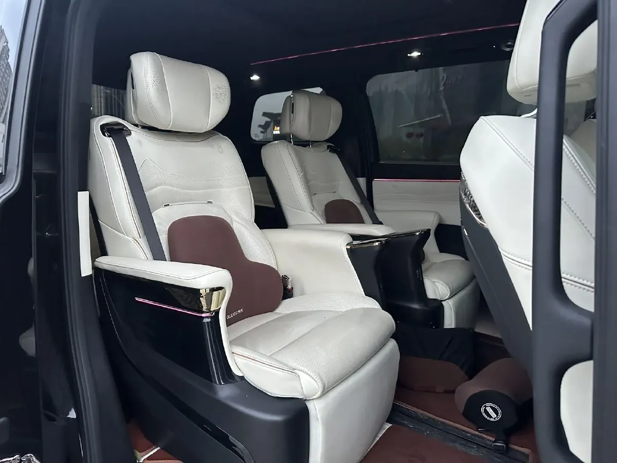 2023 GAC Trumpchi M8 2.0T 252HP L4 8AT,autocango,china used car exporter,china ev exporter,chinese used car exporter,chinese used ev exporter