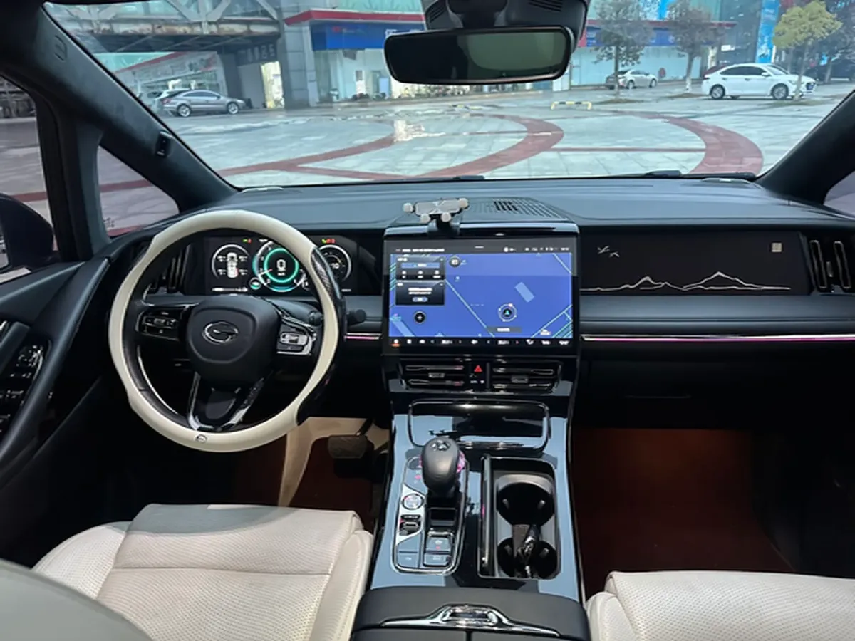 2023 GAC Trumpchi M8 2.0T 252HP L4 8AT,autocango,china used car exporter,china ev exporter,chinese used car exporter,chinese used ev exporter